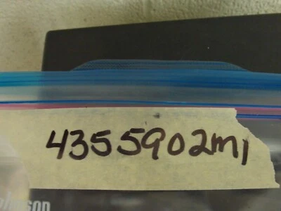 AGCO - RESPIRADOR - 4355902M1 BX22ARL Foto 1 de 4