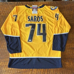 Camiseta deportiva firmada por Juuse Saros de los Nashville Predators certificado de autenticidad JSA autografiada - Imagen 1 de 6