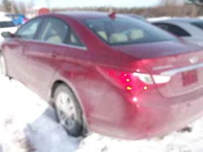 Used Exhaust Manifold fits: 2011 Hyundai Sonata 2.4L VIN C 8th digit w/o integra Foto 1 de 4