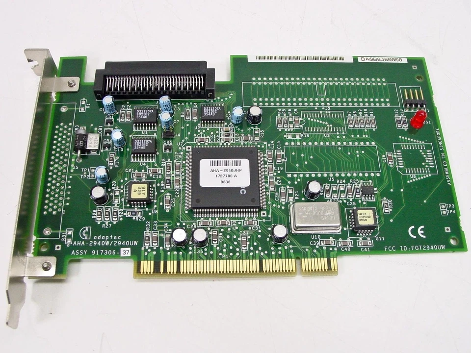 Adaptec AHA-2940i/HP Ultra Wide SCSI PCI Controller - Image 1 of 4