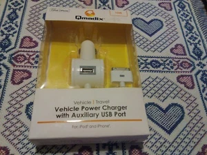 New Qmadix Vehicle Car Power Charger for iPhone 4 / 4s with USB Port 2.1 amp - Picture 1 of 3
