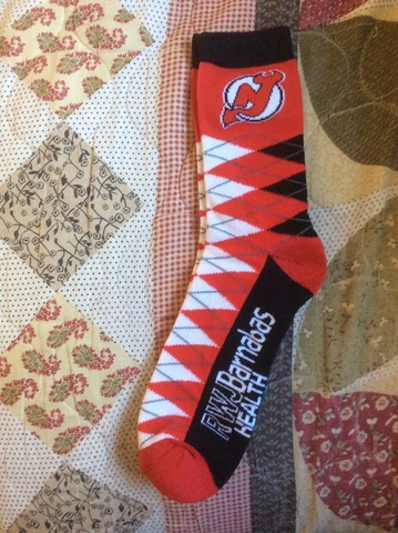 NJ New Jersey Devils Socks giveaway SGA Adult large new in package Cover