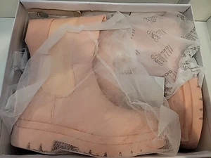 Fashion Nova PINK Big Moves Chelsea Lug Sole Knee High Boots Size 10 NEW - Picture 1 of 7