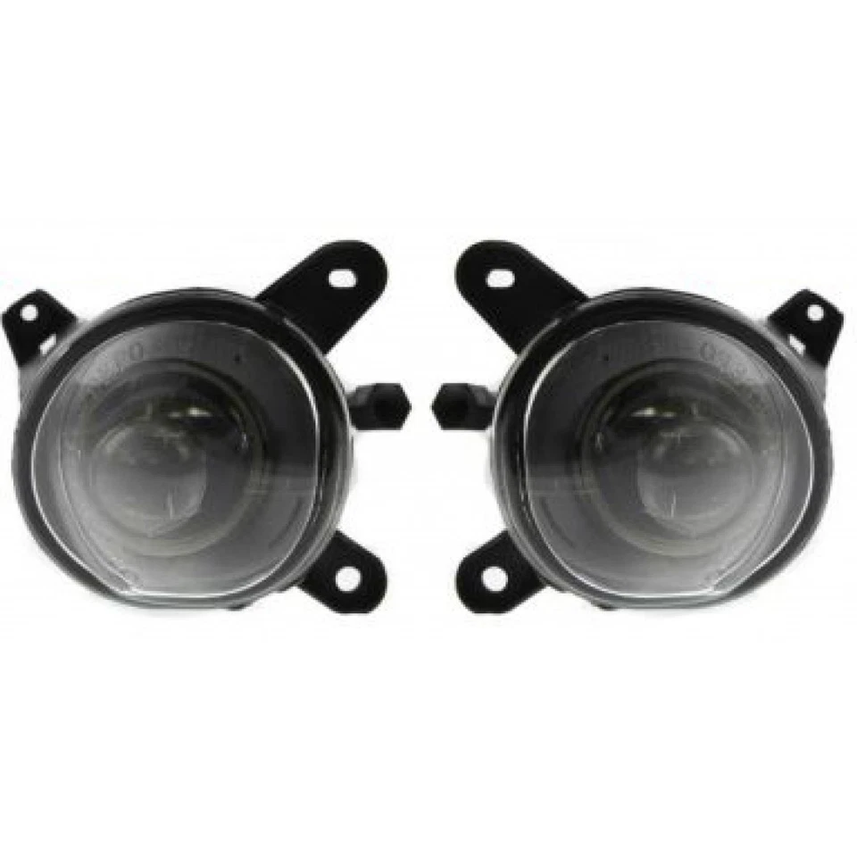 For 2001 - 2005 Volkswagen Passat Fog Light Pair - Image 1 of 4
