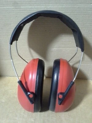 Peltor Bull's Eye 9 Red Hearing Protection Over the Head Earmuffs . VGC - Image 1 of 4