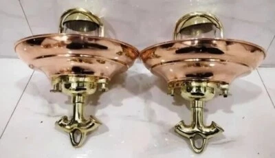 Juego de 2 lámparas de techo colgantes antiguas de latón y cobre Foto 1 de 4