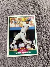1989 Score Rookie & Traded #30T TERRY KENNEDY San Francisco Giants
