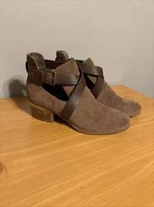 Women’s Size 6 Isola Brown Suede Ankle Booties/shoes  - Picture 1 of 6