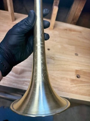 Труба-колокол Bach Artisan Bb необработанная латунная отделка - слегка б/у - только колокол - Изображение 1 из 4