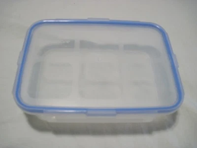 Snapware 4.5 Cup Total Solution Rectangle Food Storage Container 8x6 - Image 1 of 4