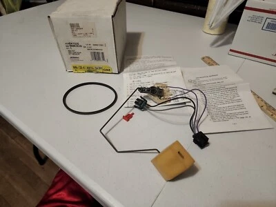 Unidad de envío de nivel medidor de combustible OEM NUEVO 01-05 Buick Cadillac Oldsmobile 88963639 Foto 1 de 4