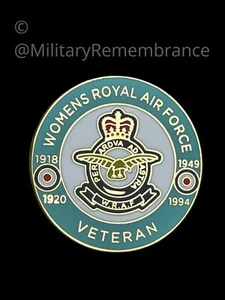 Women's Royal Air Force WRAF Veteran Lapel Pin (VET34) - Picture 1 of 2