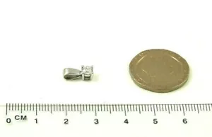 9ct 375 White Gold Round Brilliant Cut 0.25ct Solitaire Diamond Claw Set Pendant - Picture 1 of 5