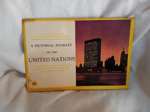 Vintage Pictorial Booklet of the United Nations Color Pictures Slight Damage  - Picture 1 of 13