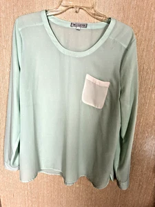 DE Collection Bluse in hellem Mondschein Jadegrün, Gr. L, Langarm. - Bild 1 von 6