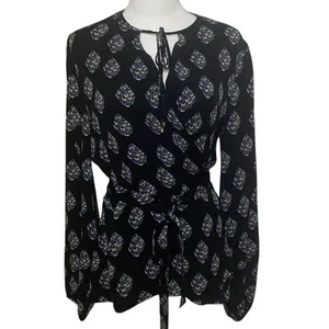 Diane Von Furstenberg Top Womens 10 100% Silk Wrap Blouse  - Picture 1 of 11