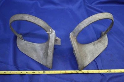 Triumph Spitfire Head Light Rim Assemblies - Изображение 1 из 4