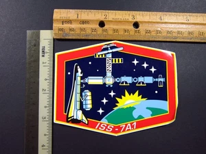 NASA ISS-7A.1 Sticker STS-105 Discovery 2001 ISS Assemble Space Shuttle Vtg Orig - Picture 1 of 2
