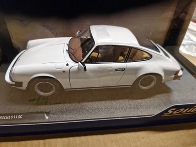 Porsche 911 (930) 3,0 SC 1974 1/18 - Photo 1/4