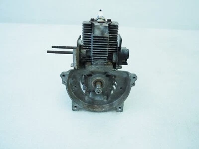 Used KAWASAKI TD 24 - TD24 Brushcutter CYLINDER AND PISTON ENGINE KIT - Image 1 of 4