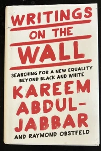 KAREEM ABDUL JABBAR "WRITINGS ON THE WALL" 2016 MEMOIR FIRST EDITION - Picture 1 of 3