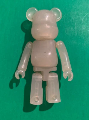 Medicom 100% BE@RBRICK Bearbrick Vinyl Figure: Jellybean Semi Clear Milky White - Image 1 of 3
