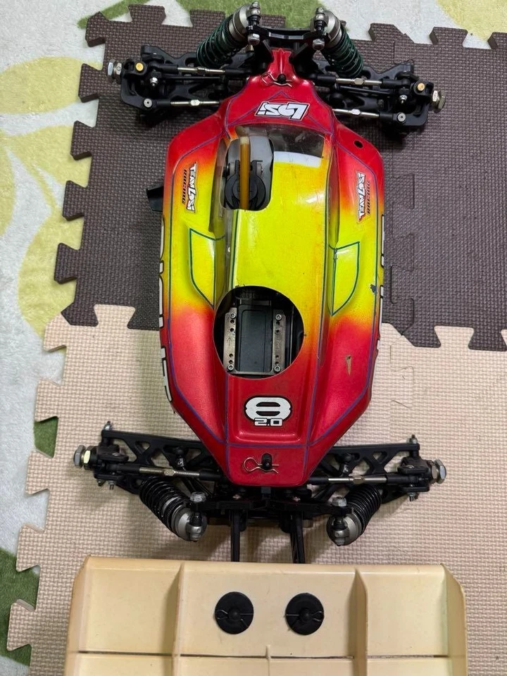 Losi 8ight 2.0 1/8 RC Buggy Kit Competition Racing Chassis Off Road Rare - Image 1 of 4