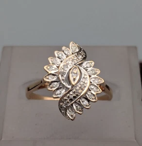 Anillo cúpula con racimo de diamantes de oro amarillo de 10 k tamaño 7,25 ~ 2,4 g - Imagen 1 de 10