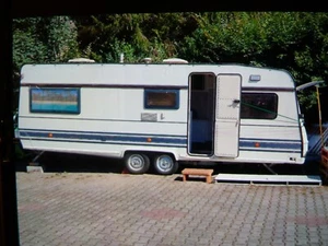 Wohnwagen " LUX " Bürstner (gebraucht ) - Bild 1 von 10