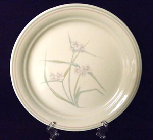 Vintage Corelle Cornerstone SPRING POND 9 Luncheon Plates Discontinued 8.5" - Picture 1 of 1
