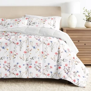 Kaycie Gray Meadow Floral Patterned Reversible All Season Comforter with Shams - Picture 1 of 11