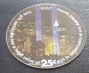 10L25  N.Y City at Night 25 Cents 2008 AAFES Lenticular Pogs  About Uncir. - Picture 1 of 4