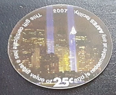 10L25  N.Y City at Night 25 Cents 2008 AAFES Lenticular Pogs  About Uncir. - Image 1 of 4