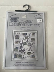 Bordado clásico de Angela Beazley Golf en Escocia - Imagen 1 de 2