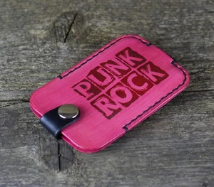 Punk Rock - Llavero de cuero, llavero balancín, post punk, llavero rosa. - Imagen 1 de 6