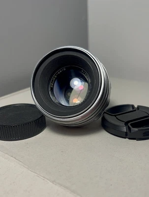 Helios 44-2 Anamorphic Photo Lens f2/58 mm mount M42 Silver - Image 1 of 4