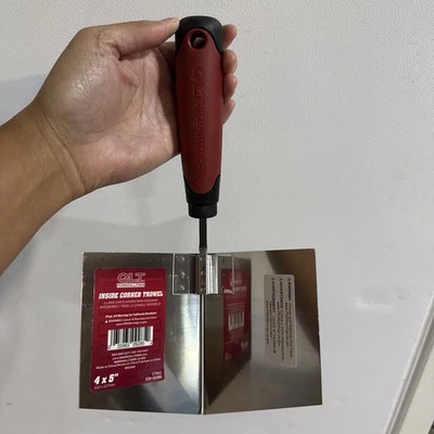 Herramienta para paneles de yeso Marshalltown interior de esquina flexible de acero inoxidable 4" X 5" CT911  Foto 1 de 2