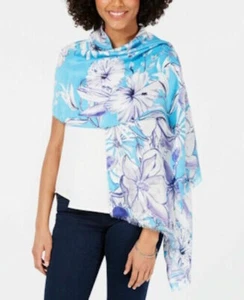 Bufanda pashmina rectangular INC International Concepts flores dibujadas azul - Imagen 1 de 5