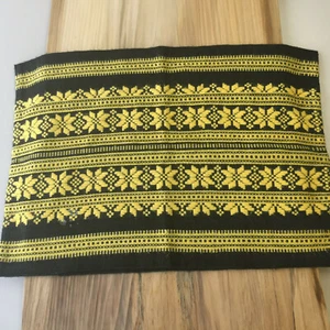 Vintage ungarische handverzierte Kissenhülle Ungarn Unikat roter Wollfaden  - Bild 1 von 3