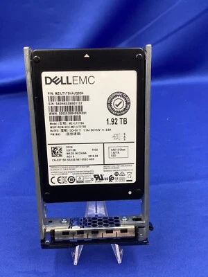 0{3F15R} Dell Compellent 1.92TB SAS 12Gb Read Intensive 2.5'' SSD 3F15R - Image 1 of 3