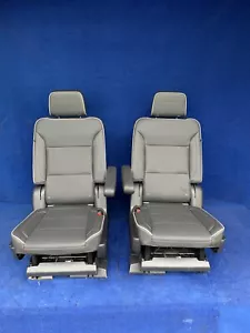 2024 2023 2022 2022 Tahoe Suburban Premier 2nd Row Black Bucket Seats Power - Foto 1 di 6