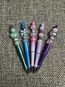 5 🩷 Handgefertigte Glitzer Perlen Kugelschreiber Mädchen Jugendliche Weihnachten Strümpfe Set#2 - Bild 1 von 1