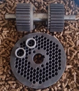 6" (150mm) Roller Assembly and Die for Replacement or Homemade Pellet Mill - NEW - Picture 1 of 9