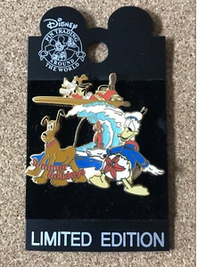 Disney Japan Summer Holidays Goofy Donald Duck Pluto LE Pin - Picture 1 of 1