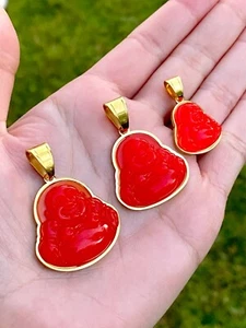 Buddha Good Fortune Cute Charm Medallion Jade Smiling Laughing Red Pendant Gold - Picture 1 of 20