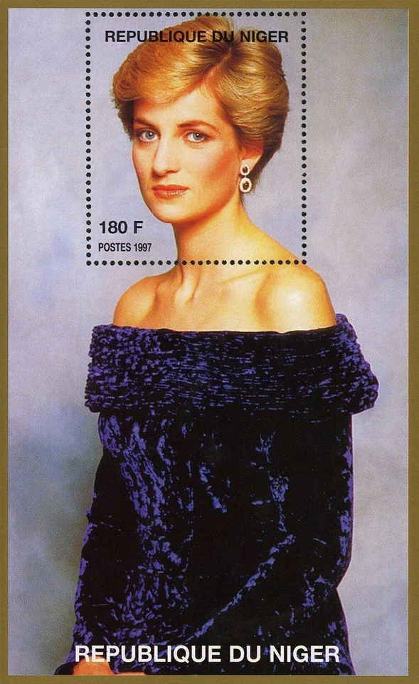 Princesa Diana Familia Real Famosos Vestido Souvenir Hoja MNH Foto 1 de 1