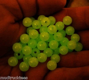 50 pieces 8mm round Glow in dark Hard Fishing Beads Lumo green USA SELLER NEW - Picture 1 of 6