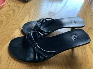 DKNY City Black Leather (all) slide Kitten heels Embossed Straps W Bow READ - Picture 1 of 12