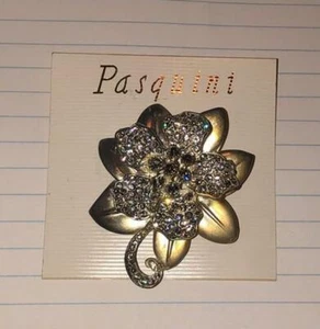 vintage Pasquini rhinestone pin brooch flower leaves ~ new on card - Picture 1 of 1