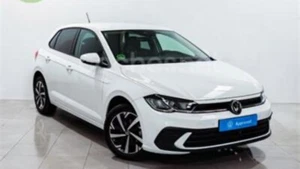 AUTOMOVIL - Bild 1 von 10